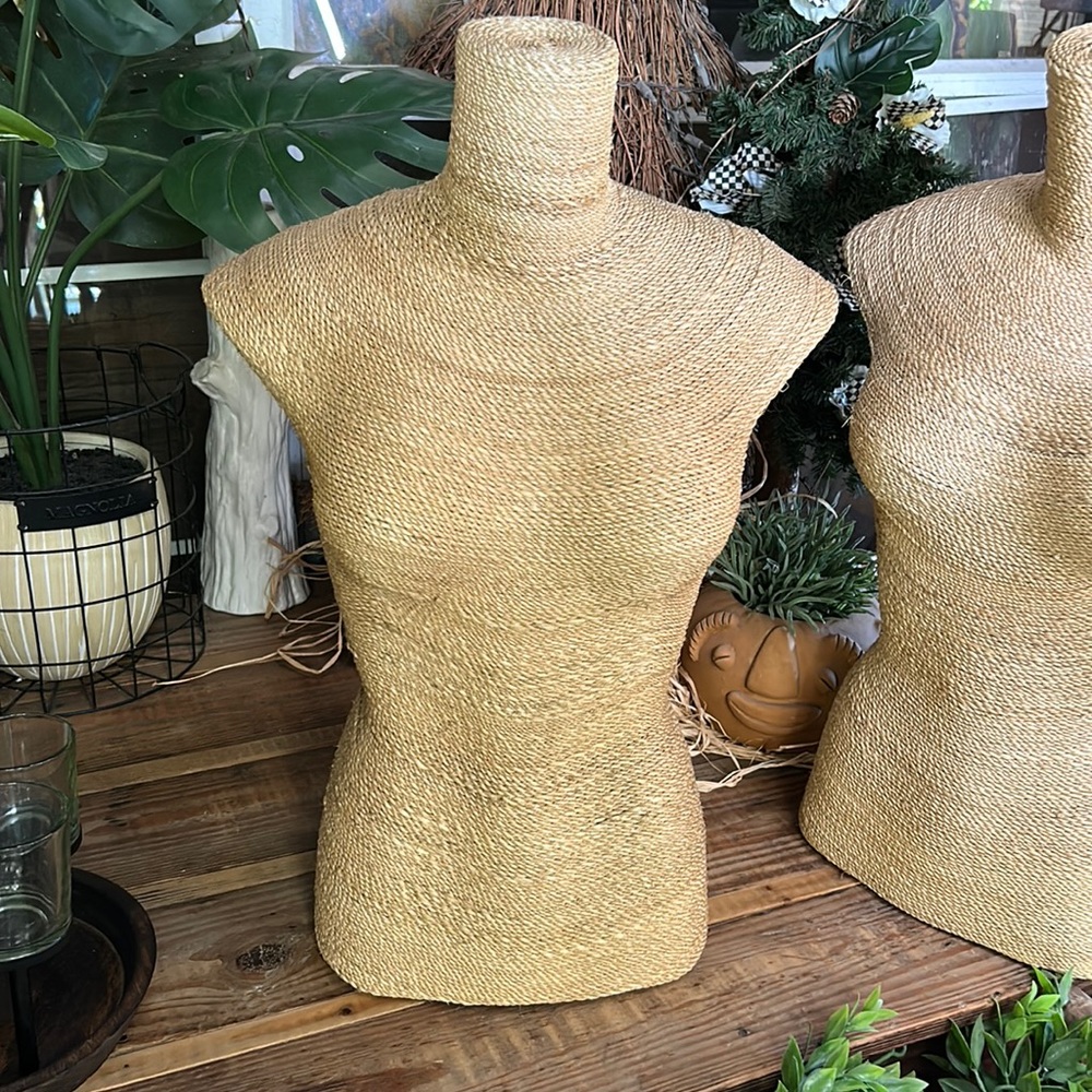 Pottery barn vintage Seagrass Bust RARE!